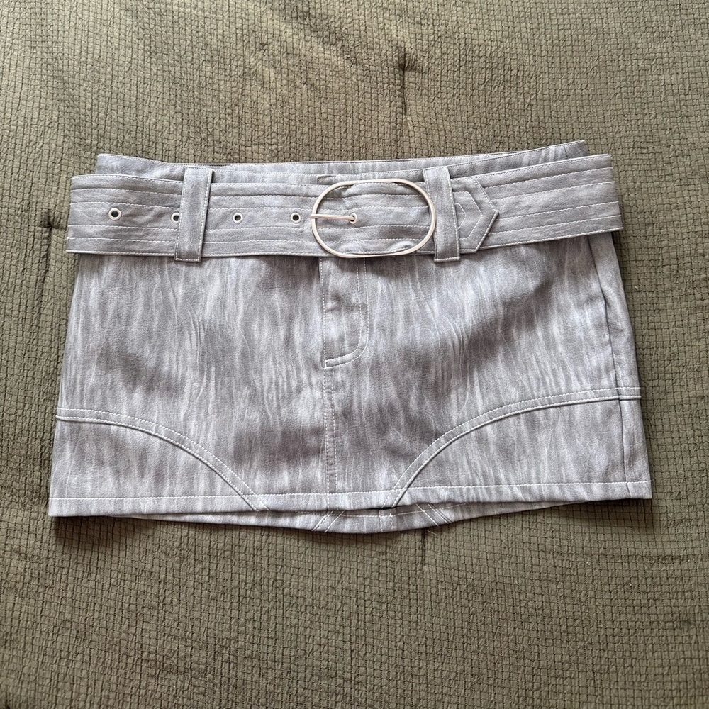Fashion Nova Light Gray Mini Skirt with Belt